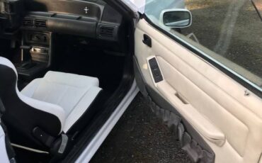 Mustang-lx-1993-white-1