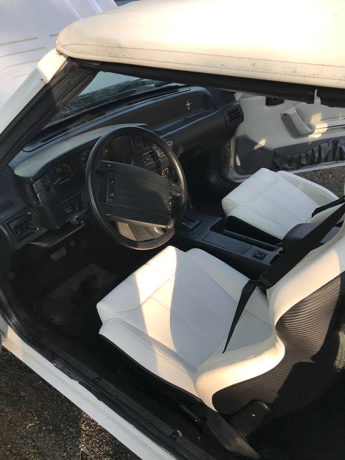 Mustang-lx-1993-white-17