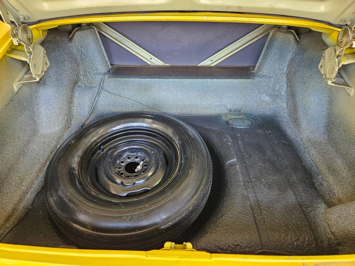 Nash-1954-1953-yellow-13