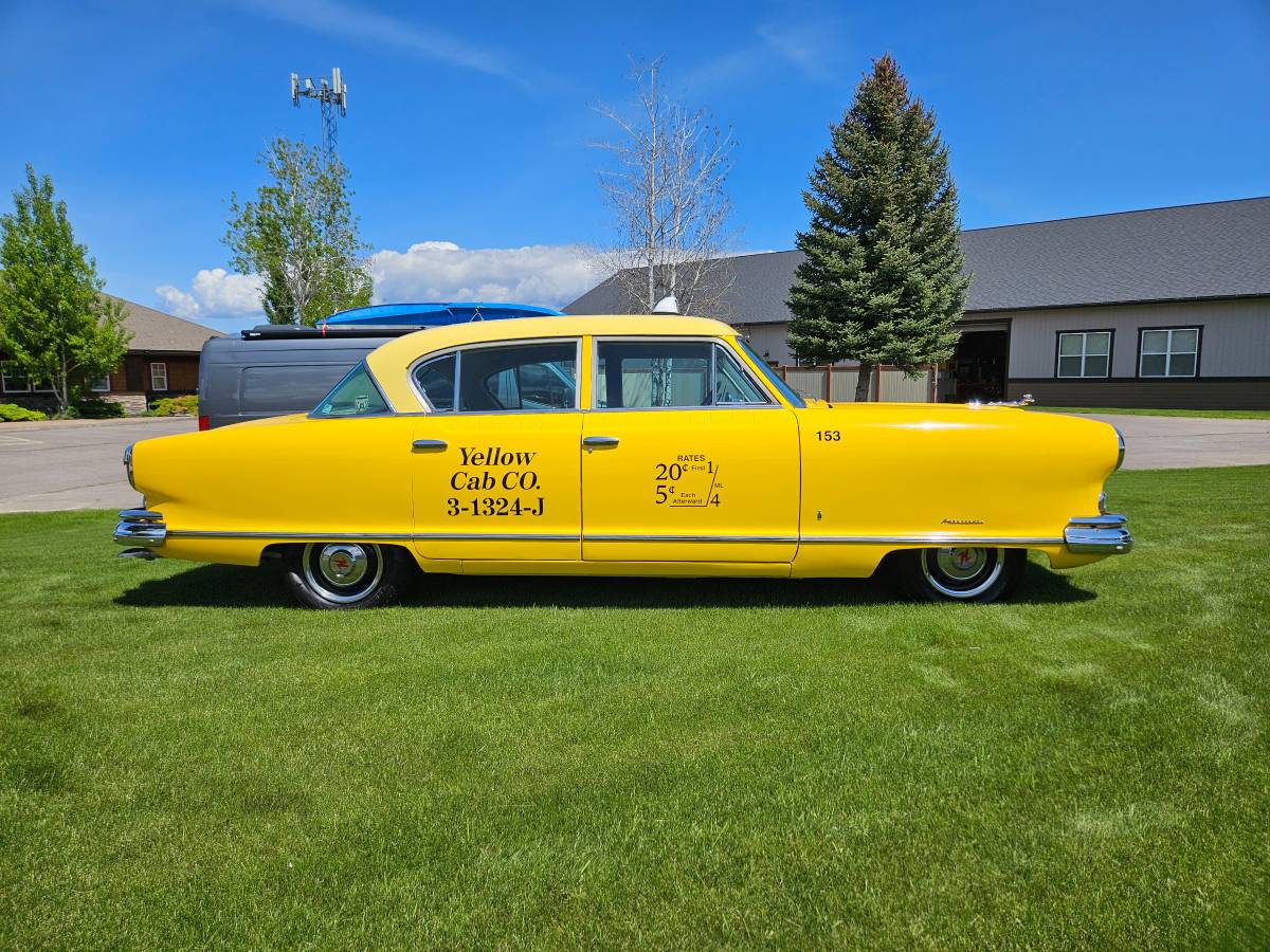 Nash-1954-1953-yellow-16