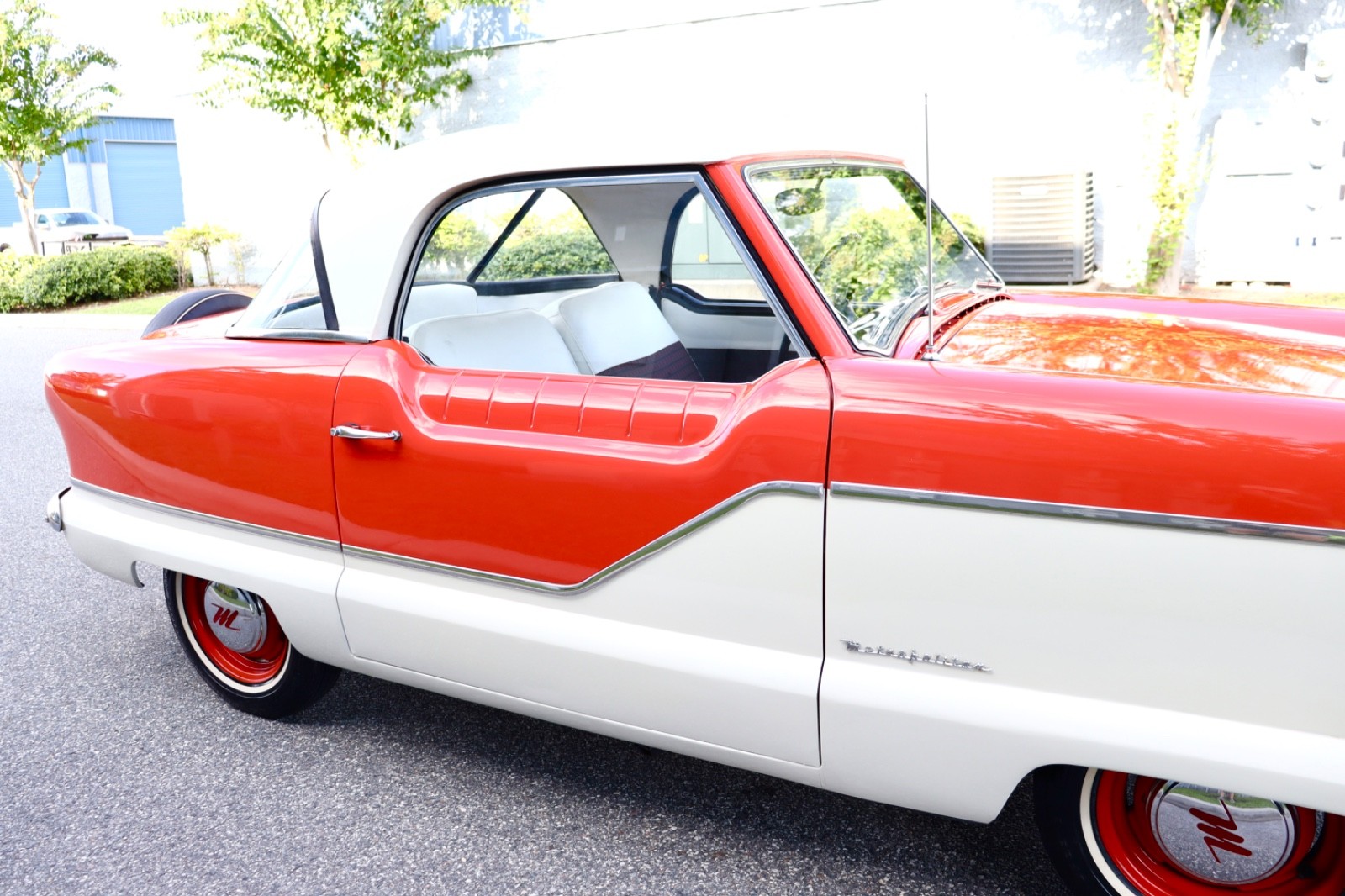 Nash-Metropolitan-1957-Coupe-11