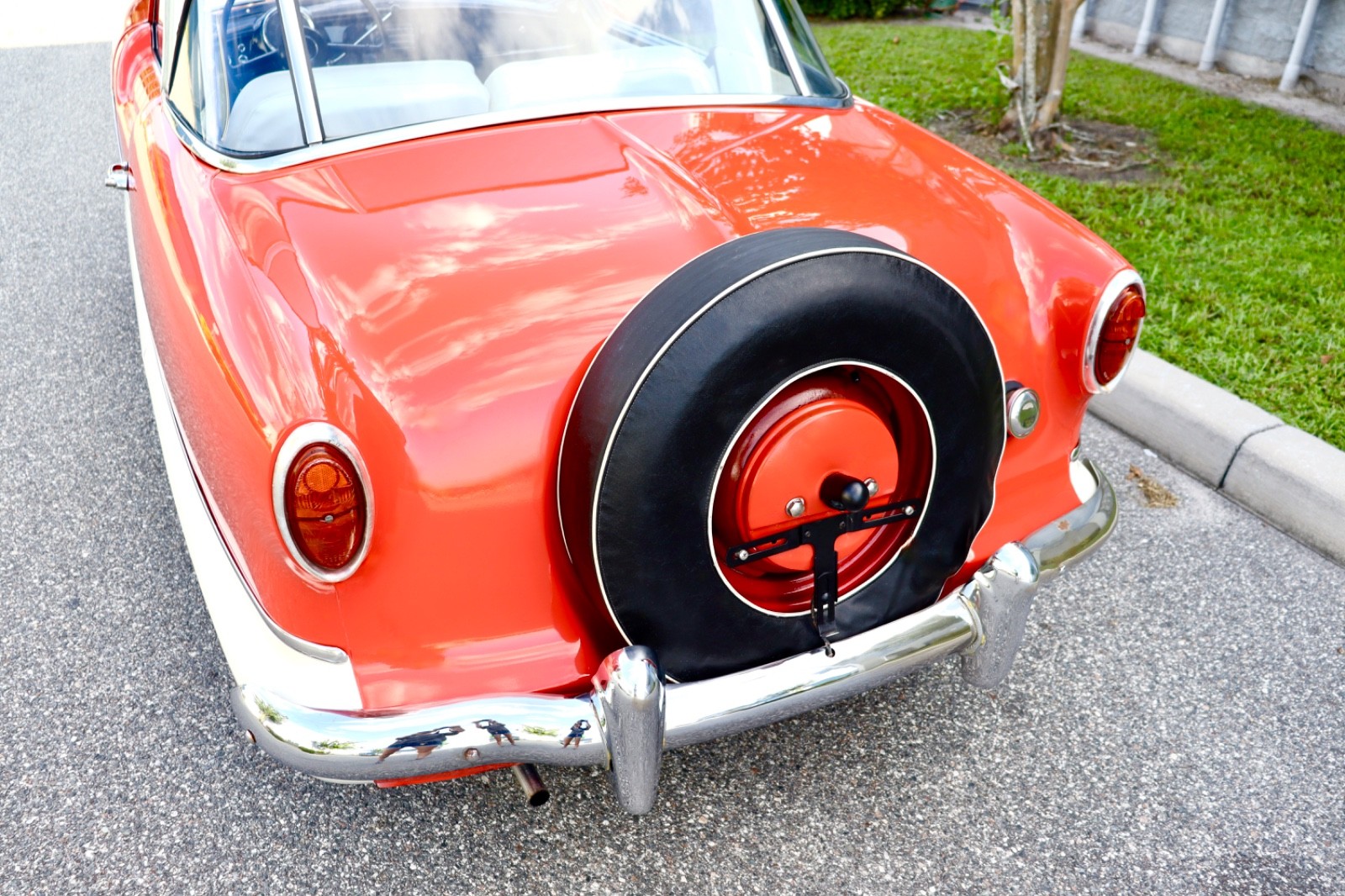 Nash-Metropolitan-1957-Coupe-13
