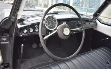 Nash-Metropolitan-1957-Two-Toned-Blk-amp-Wht-Two-Toned-Blk-amp-Wht-16