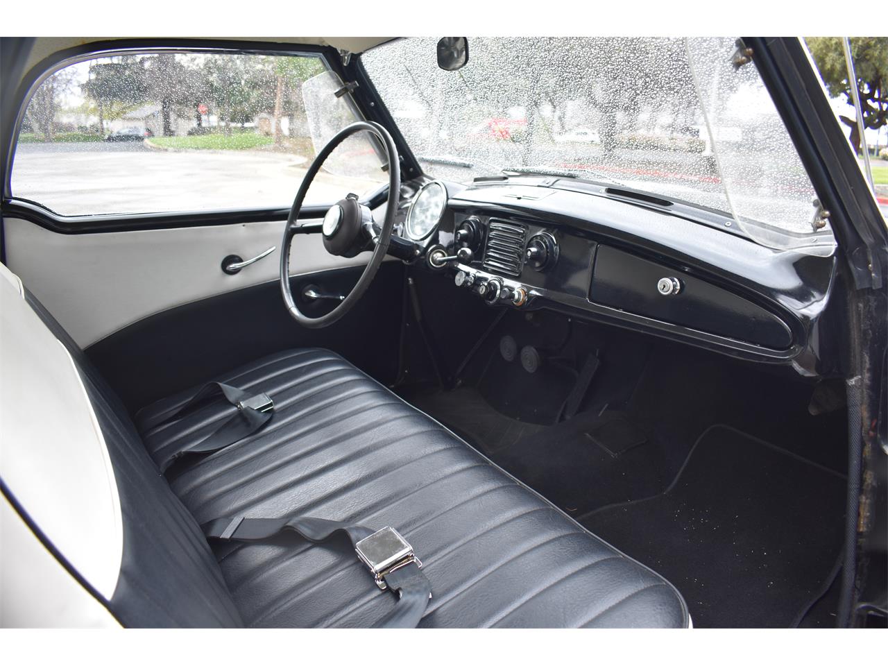 Nash-Metropolitan-1957-Two-Toned-Blk-amp-Wht-Two-Toned-Blk-amp-Wht-21