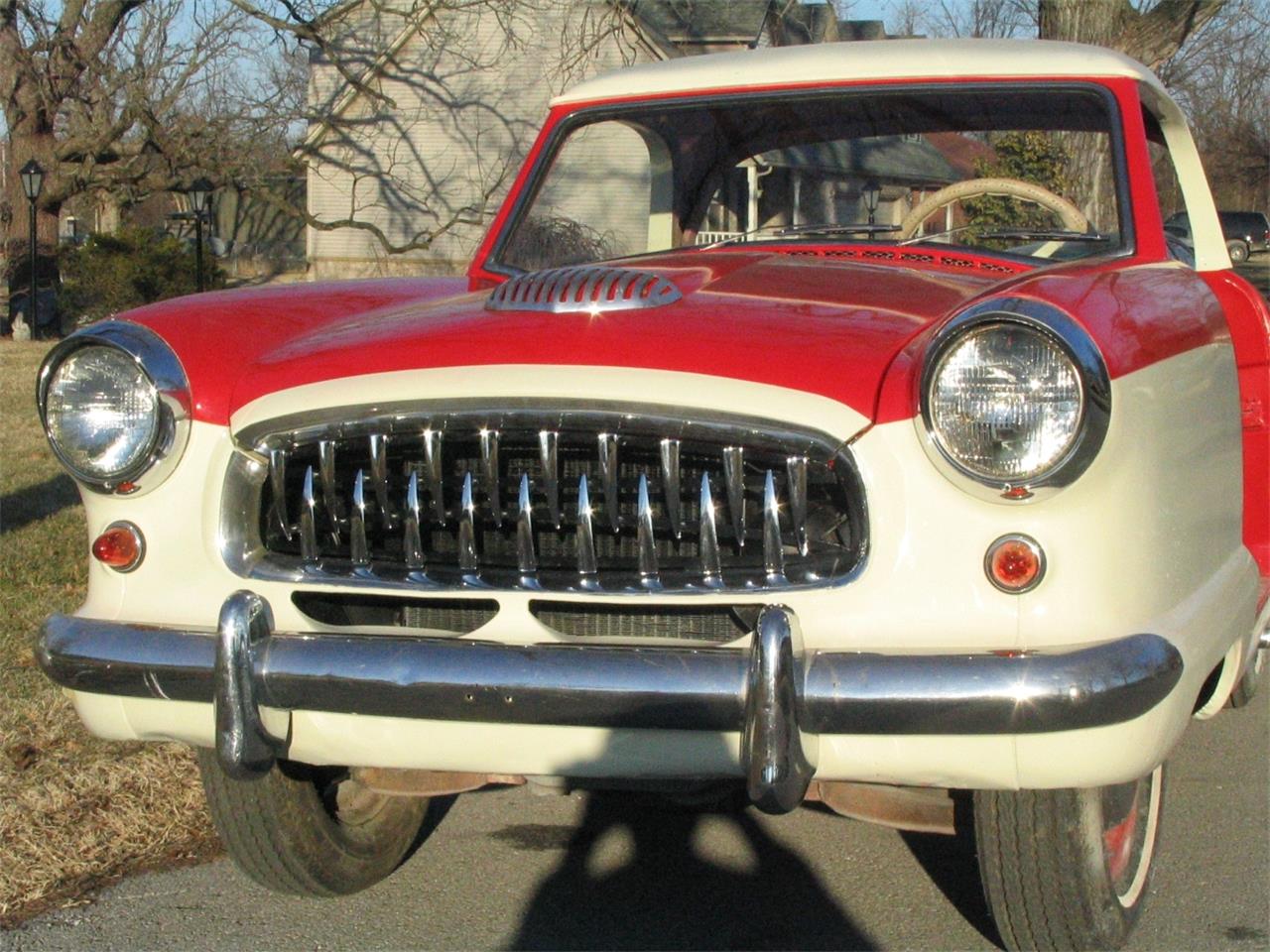 Nash-Metropolitan-1958-redWhite-BlackWhite-21
