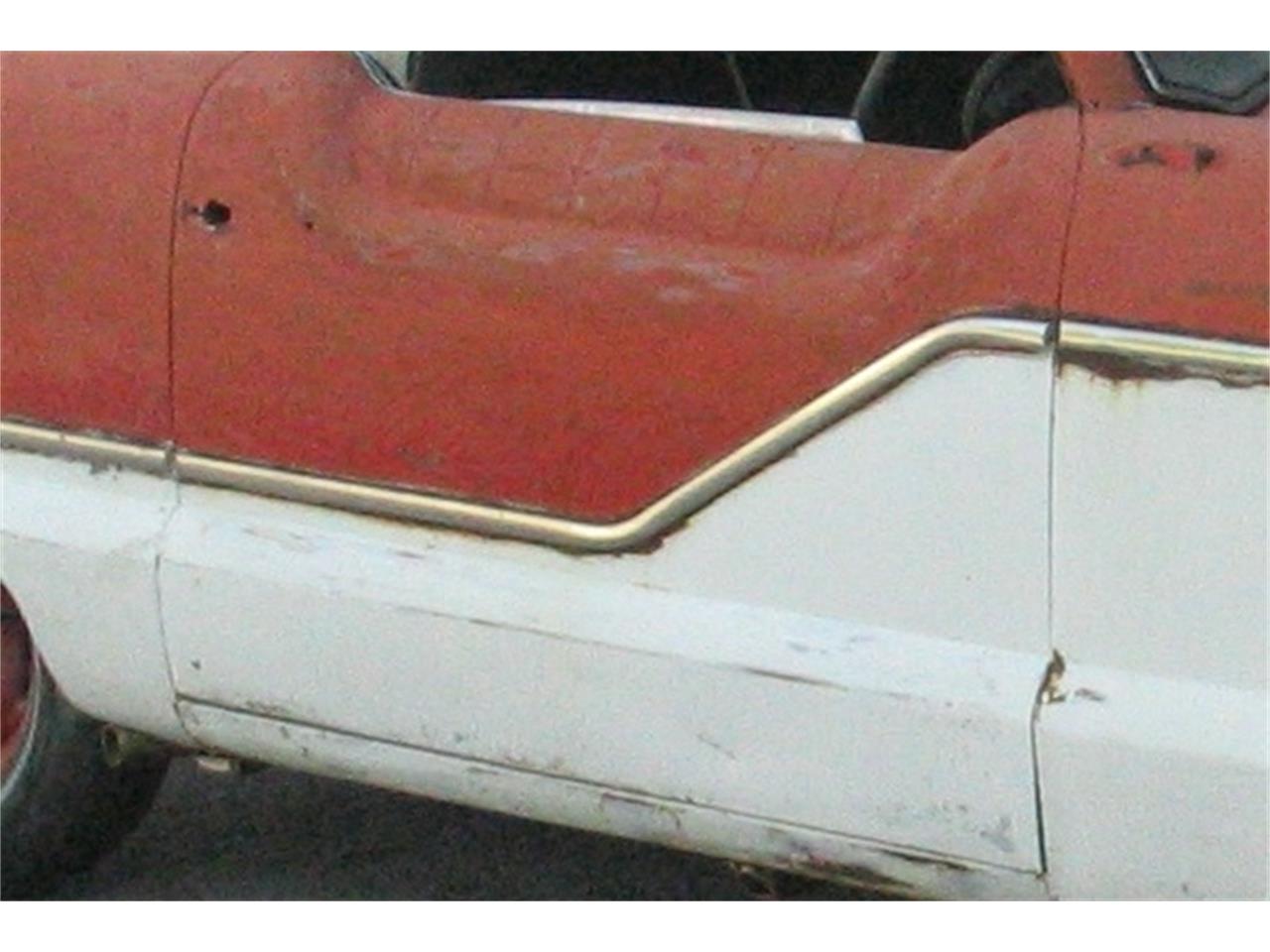 Nash-Metropolitan-1958-redWhite-BlackWhite-30