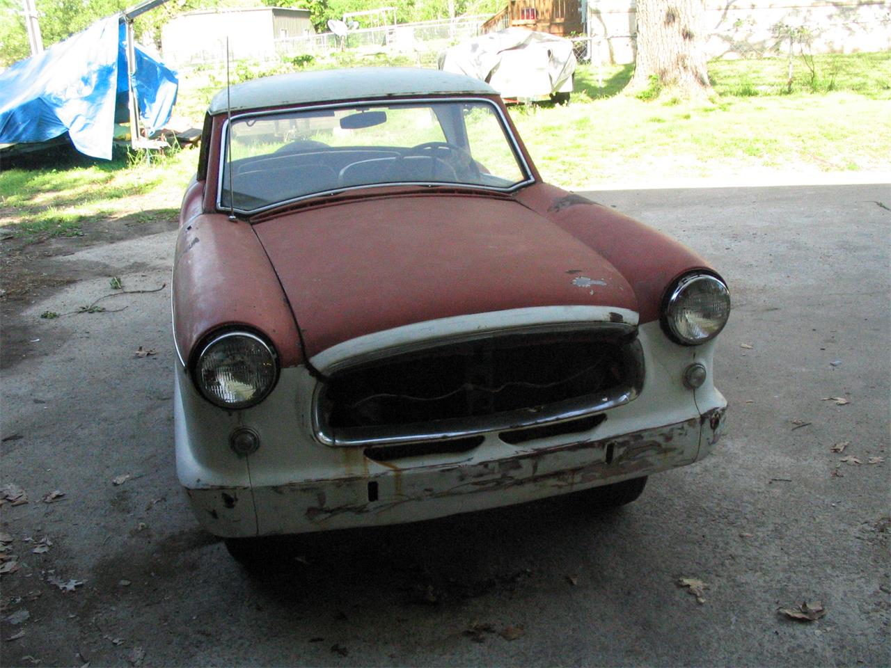 Nash-Metropolitan-1958-redWhite-BlackWhite-43