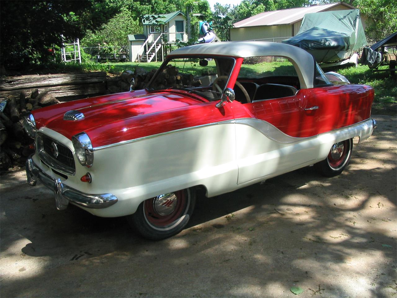 Nash-Metropolitan-1958-redWhite-BlackWhite-6