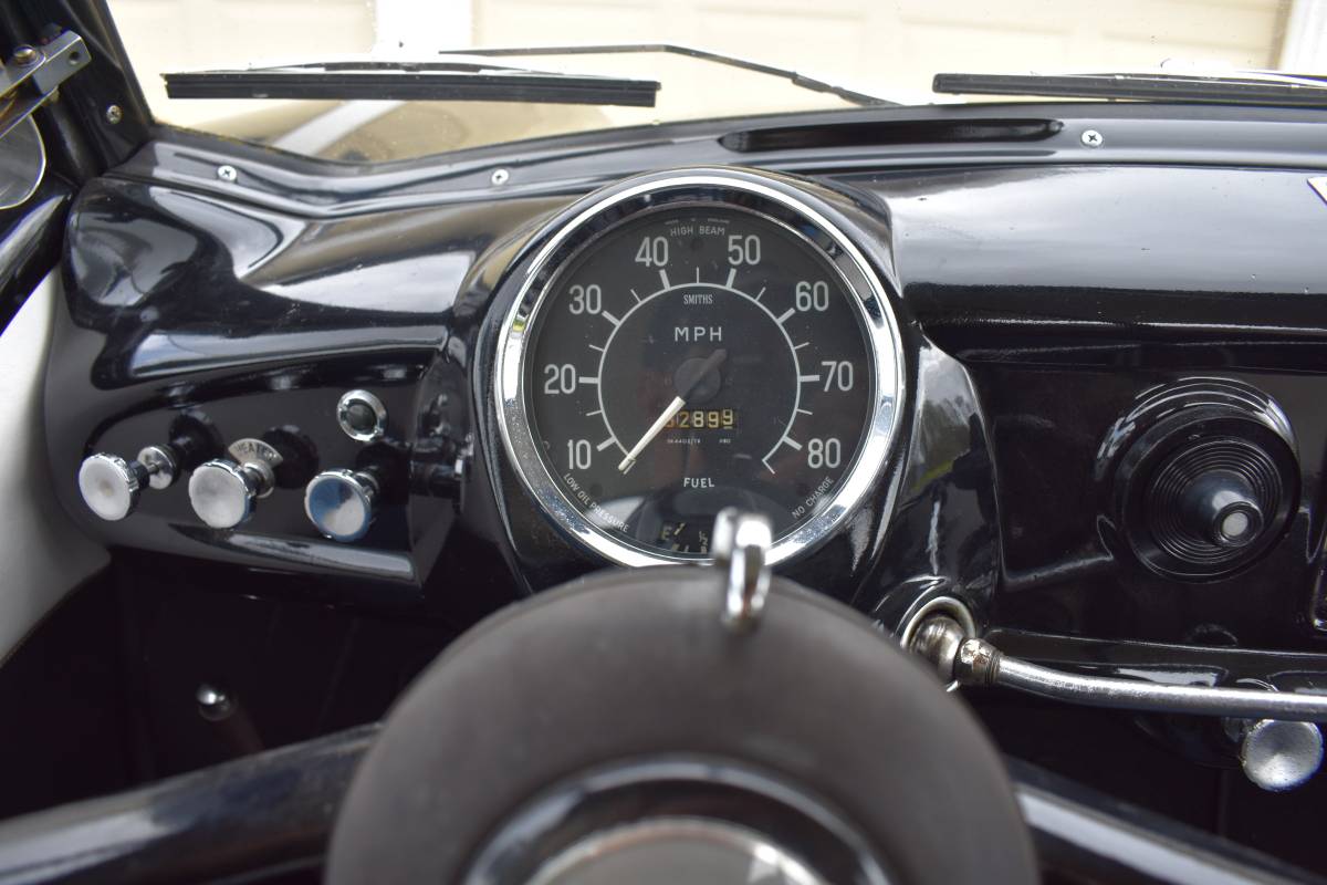 Nash-metropolitan-series-iii-1957-black-14