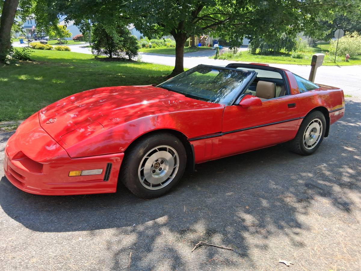 Nineteen-eighty-six-corvette-1986-red