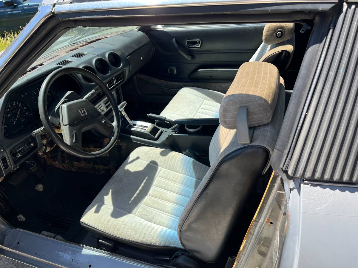 Nissan-1982-3
