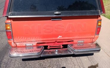 Nissan-1983-red-3