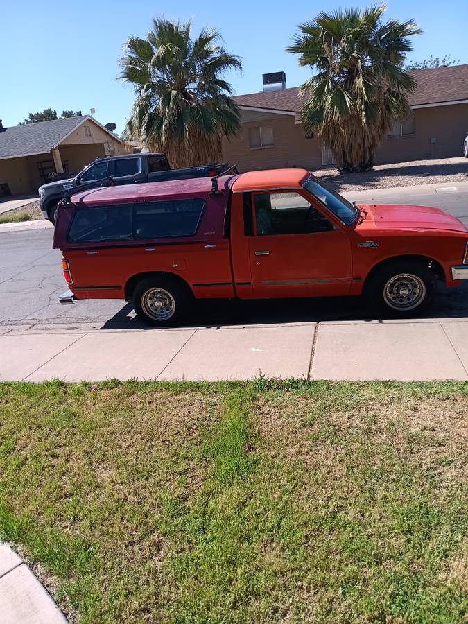 Nissan-1983-red-4