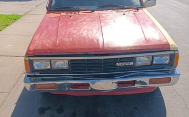 Nissan-1983-red-5