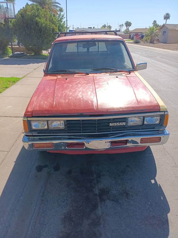 Nissan-1983-red-5
