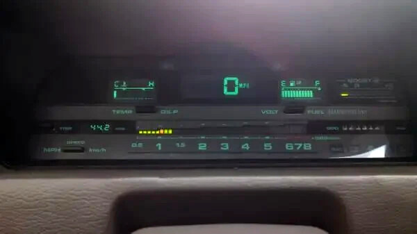 Nissan-200SX-1984-Coupe-11
