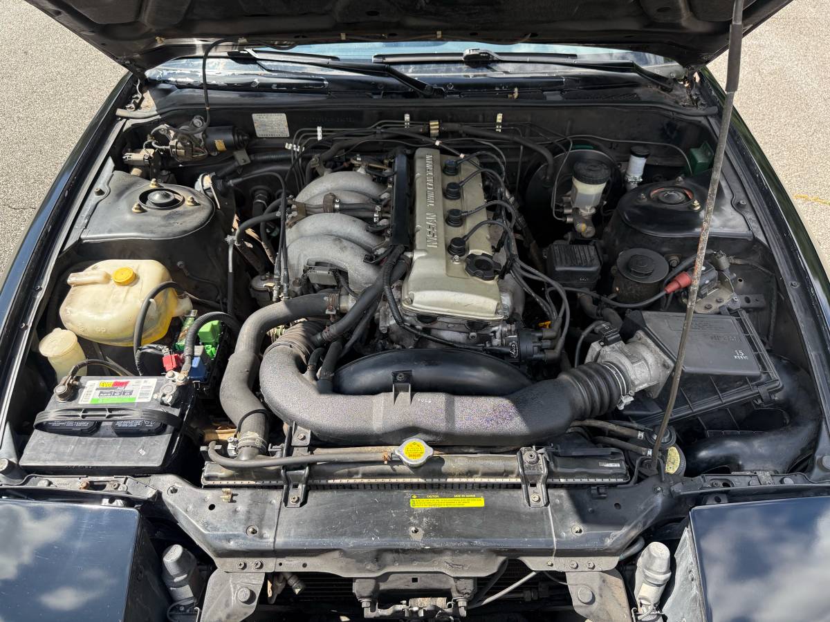 Nissan-240sx-se-1993-black-17