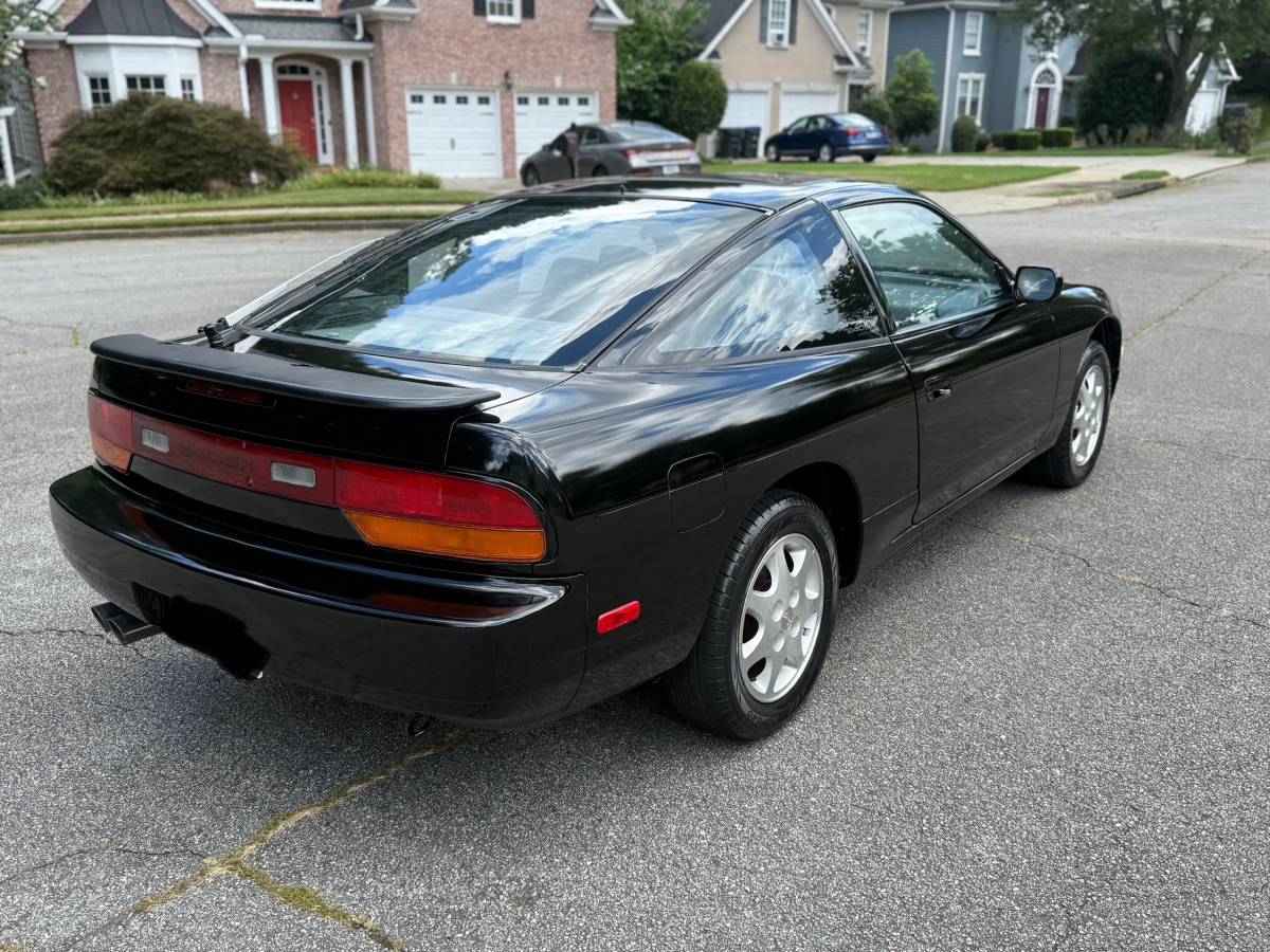 Nissan-240sx-se-1993-black-22
