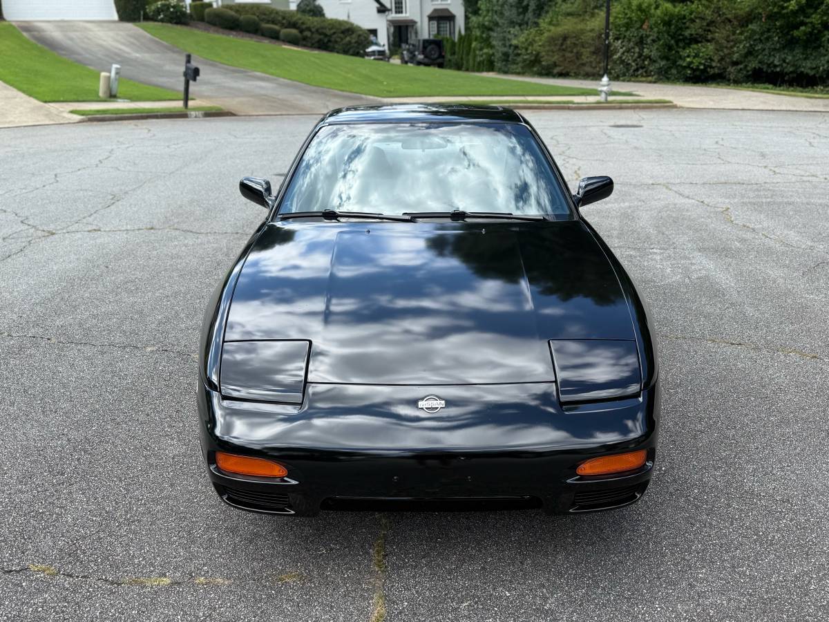 Nissan-240sx-se-1993-black-3