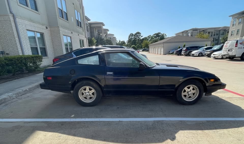 Nissan-280ZX-1982-Coupe