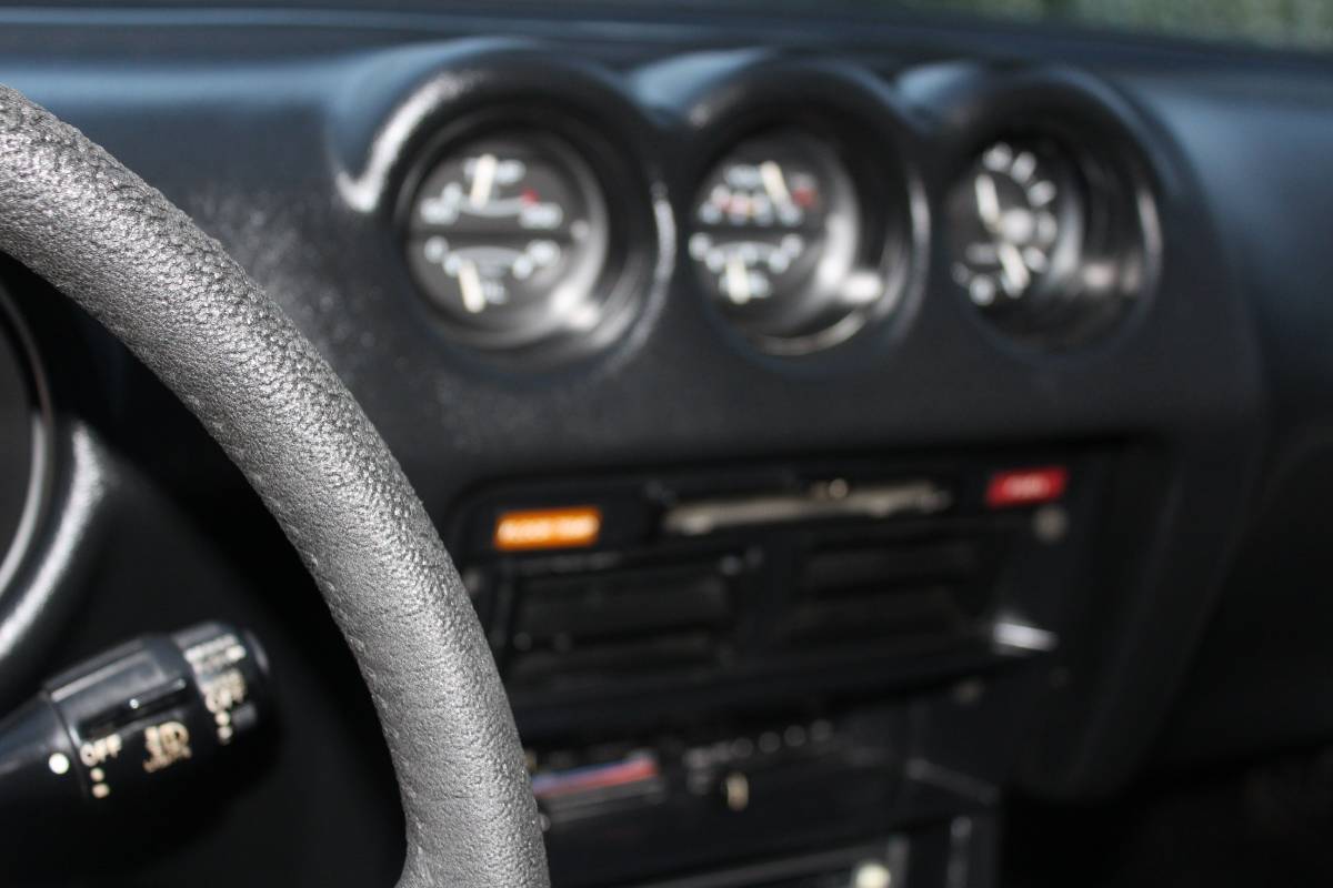 Nissan-280z-1978-black-17