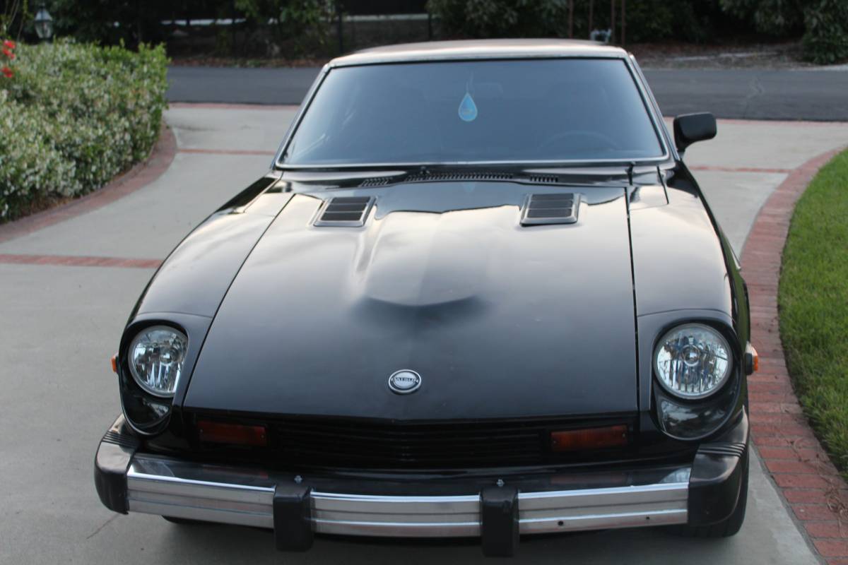 Nissan-280z-1978-black-4