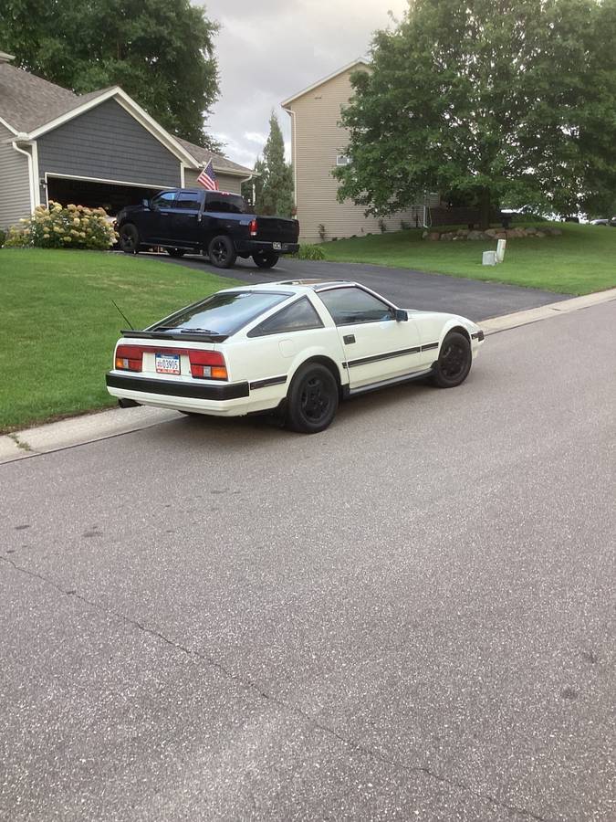 Nissan-300-zx-1985-custom-5