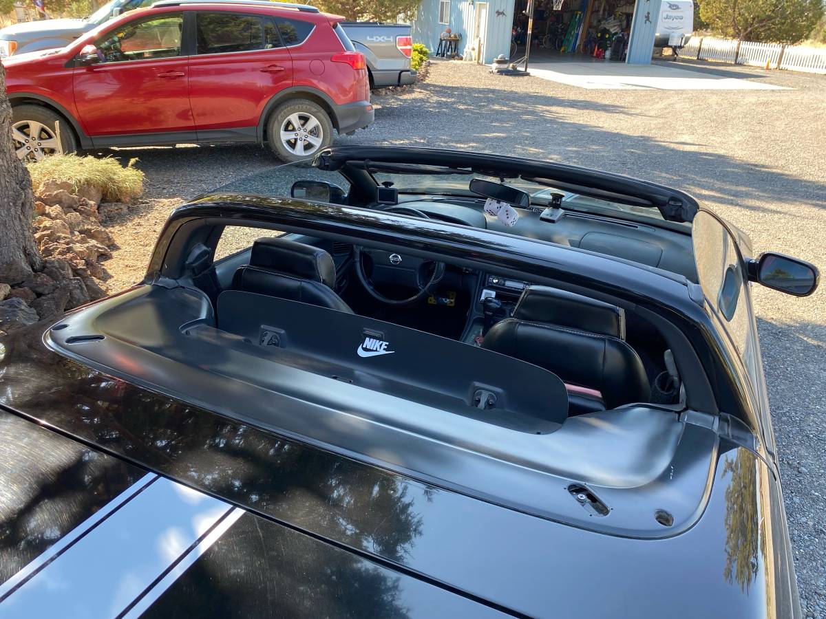 Nissan-300-zx-convertible-1995-black-11