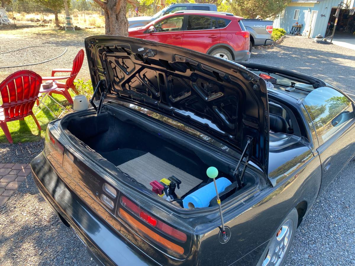 Nissan-300-zx-convertible-1995-black-12