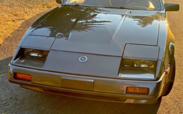 Nissan-300ZX-1986-Coupe-2