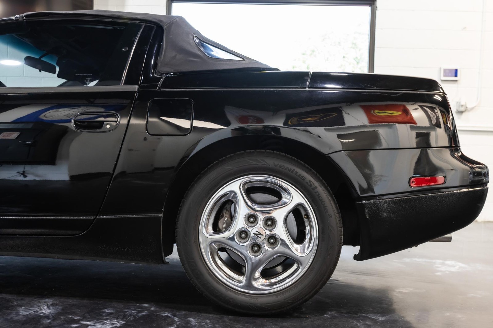 Nissan-300ZX-1994-Convertible-9