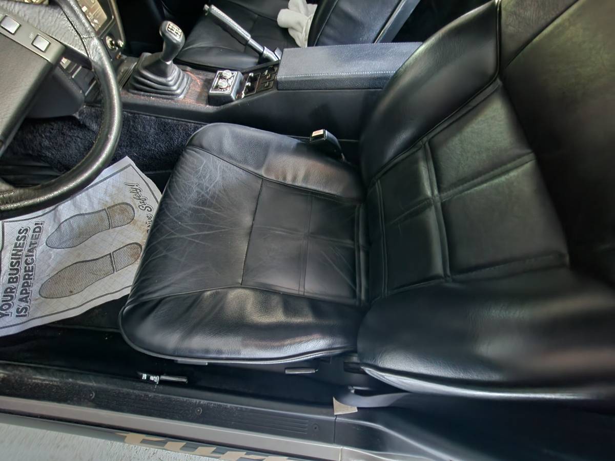 Nissan-300zx-1984-silver-2