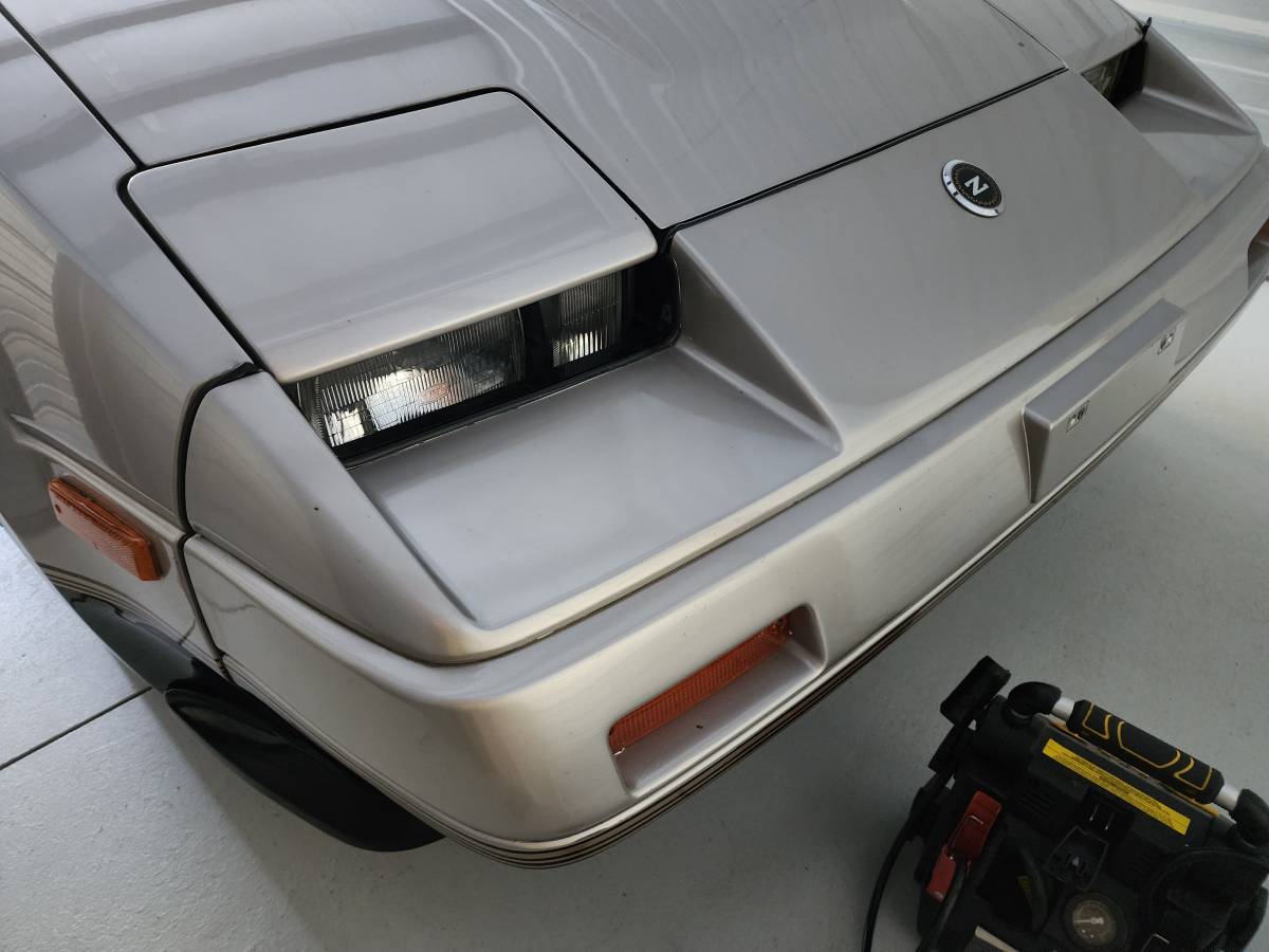 Nissan-300zx-1984-silver-5