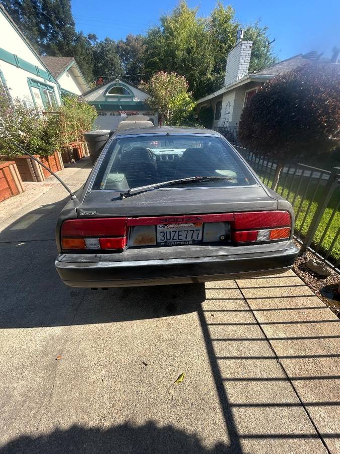 Nissan-300zx-1985-brown-4