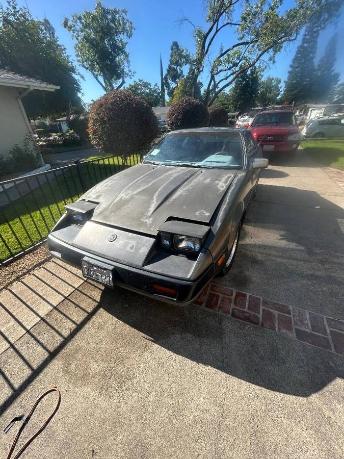 Nissan-300zx-1985-brown-9