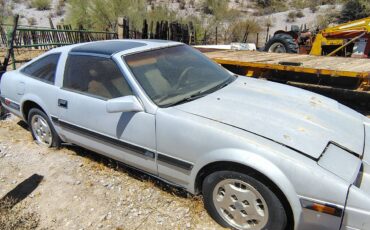 Nissan-300zx-1985-silver-8