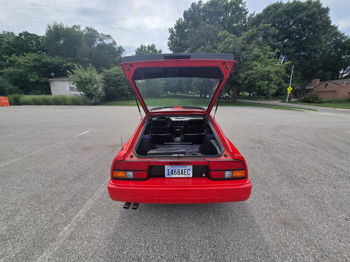 Nissan-300zx-1986-9