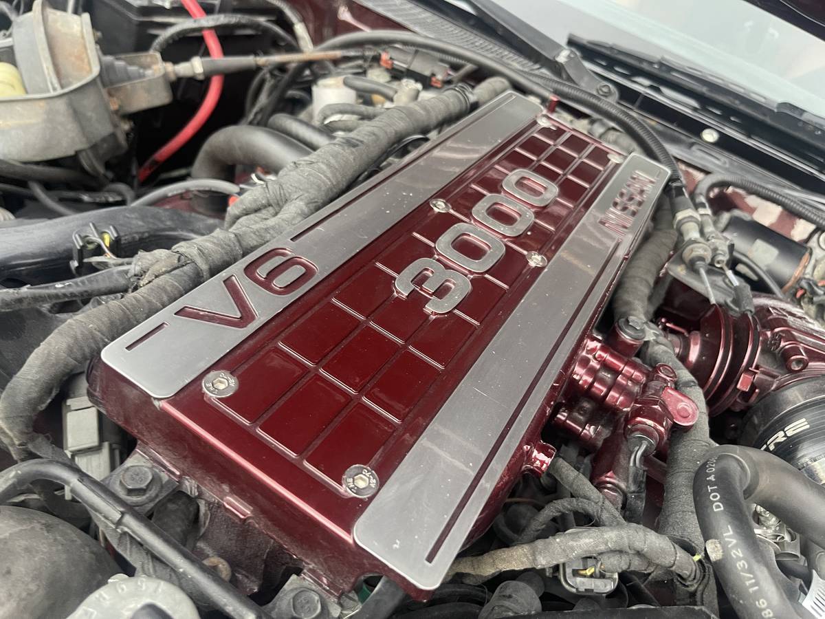 Nissan-300zx-1986-custom-8