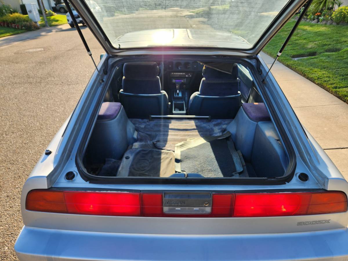 Nissan-300zx-1987-6