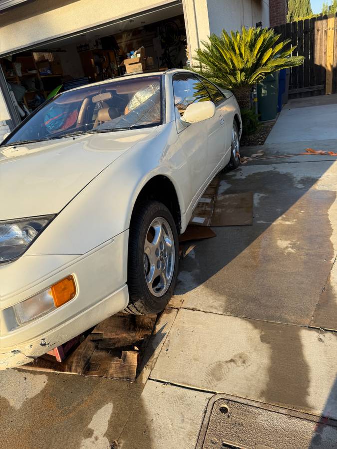 Nissan-300zx-1992-white-18
