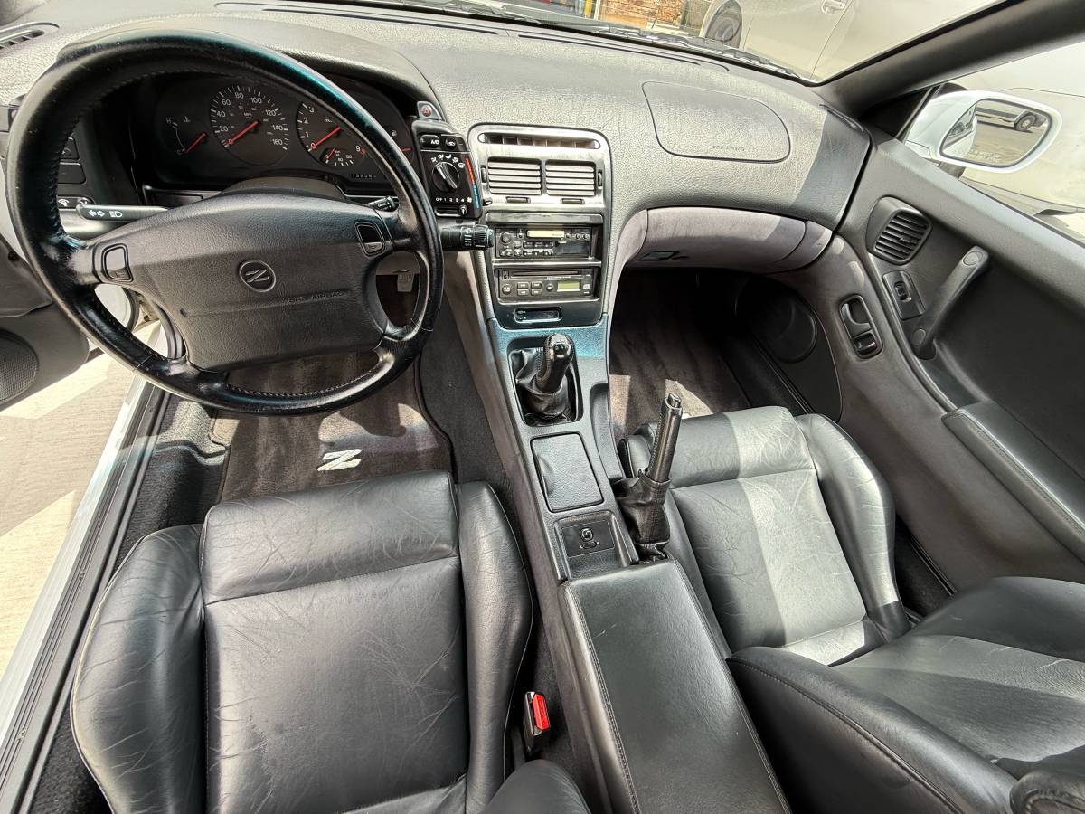 Nissan-300zx-1995-white-18