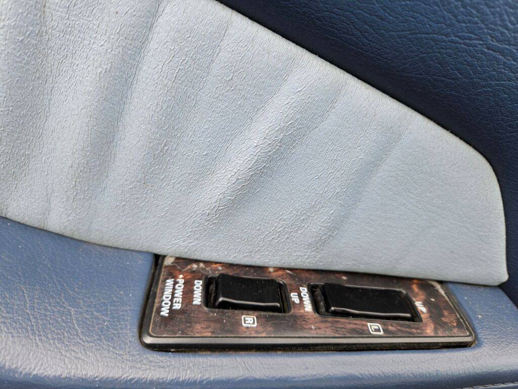 Nissan-300zx-base-1984-blue-12