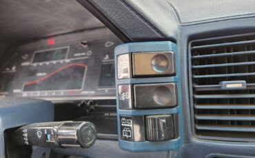 Nissan-300zx-base-1984-blue-18