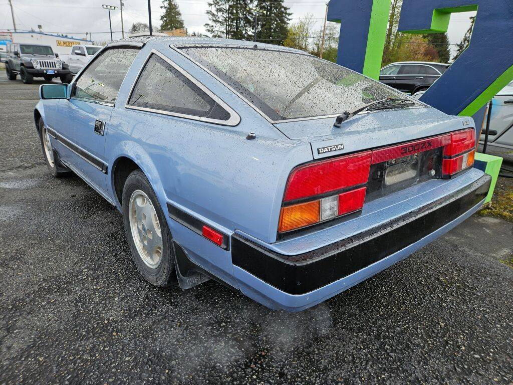 Nissan-300zx-base-1984-blue-2
