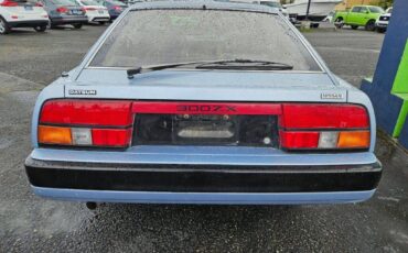 Nissan-300zx-base-1984-blue-3