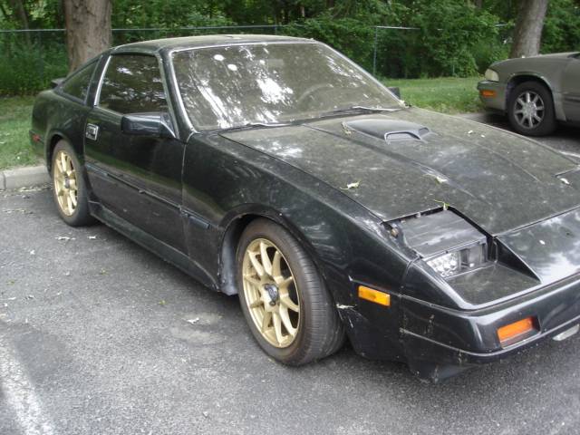 Nissan-300zx-coupe-with-t-tops-1987-black-3