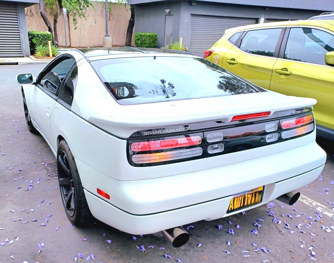 Nissan-300zx-twin-turbo-1991-white-12
