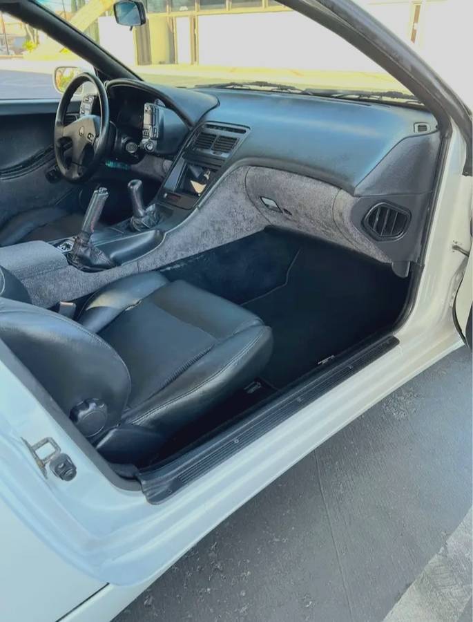 Nissan-300zx-twin-turbo-1991-white-8