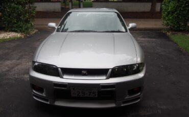 Nissan-GT-R-1995-Coupe-39