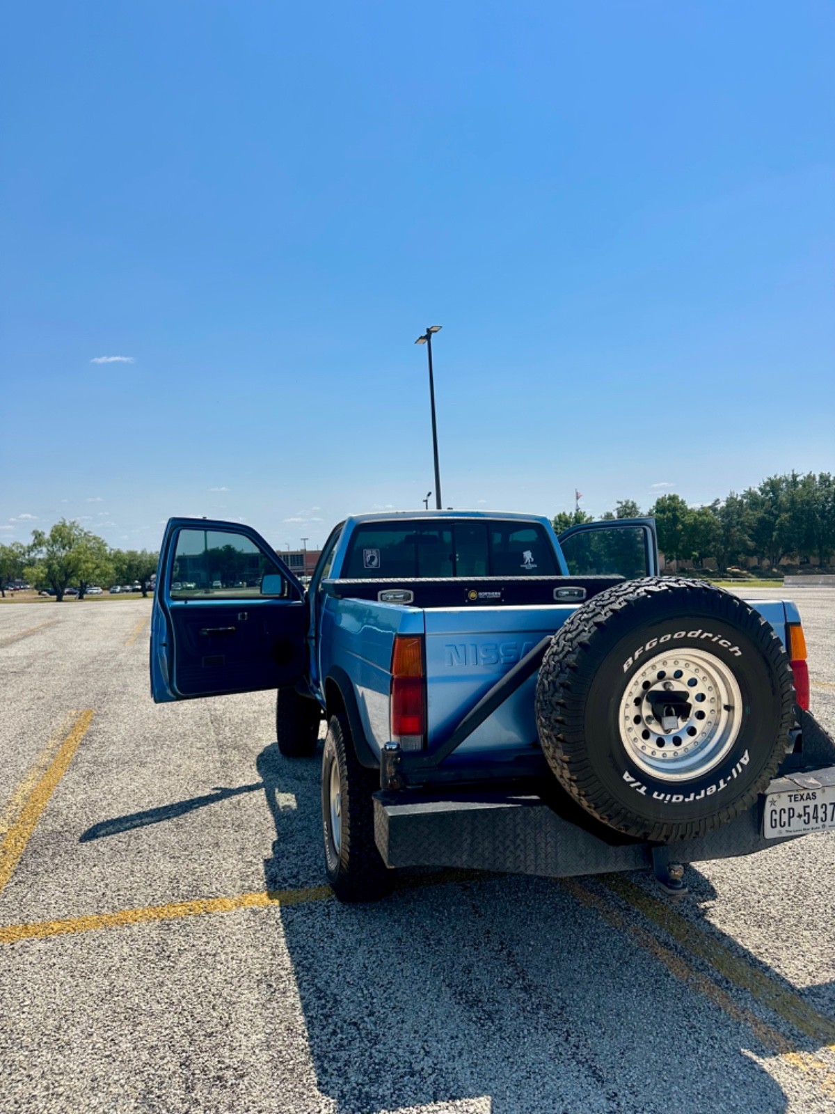 Nissan-Other-1988-Standard-Cab-Pickup-32